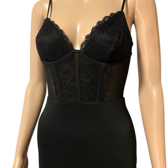 Garage sexy Black Lace Mini Dress - Picture 2 of 6